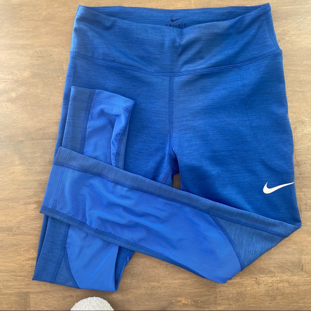 Nike Dry-Fit Women’s Small legging